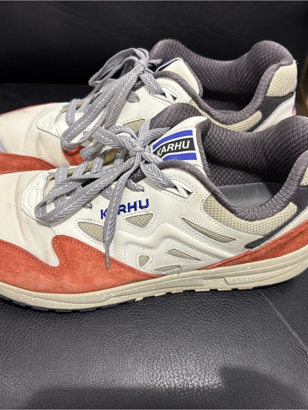 Karhu Men’s Retro Runner Sneakers in Cream & Rust